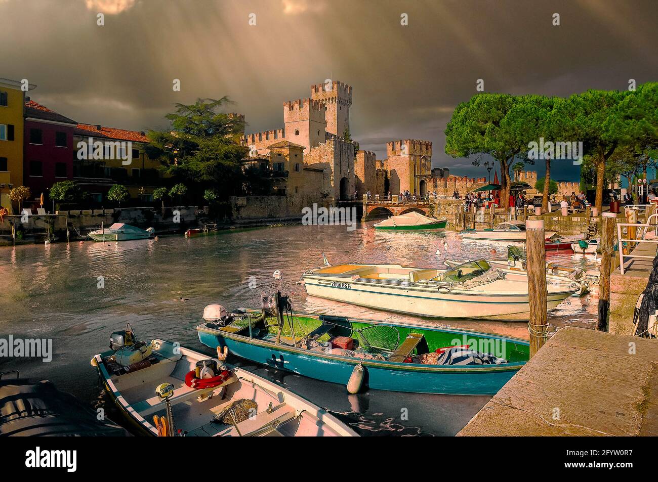 Italia Lombardia Lago di Garda Castello di Sirmione Foto Stock