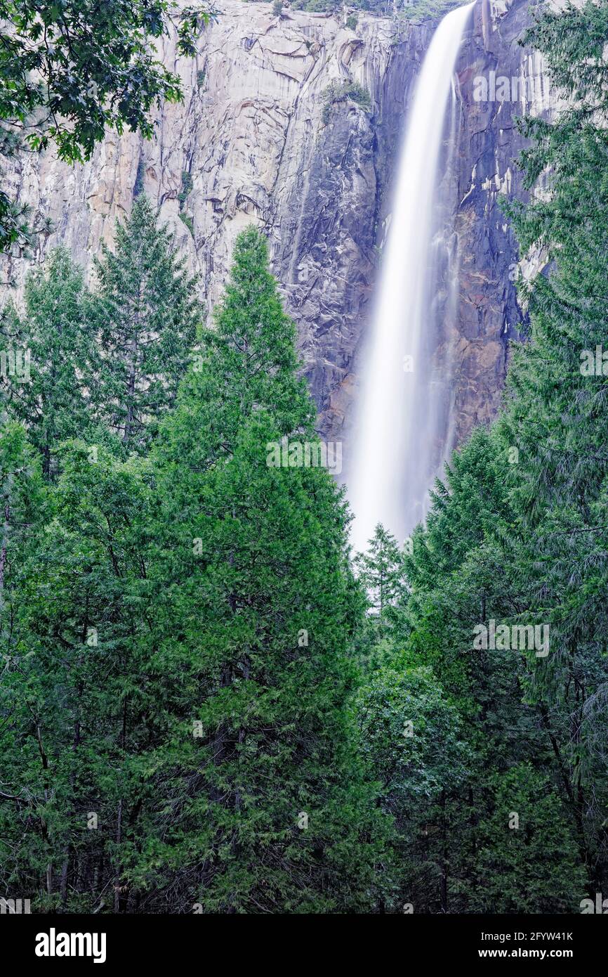 Bridal Veil Falls Yosemite National Park California, USA LA000534 Foto Stock