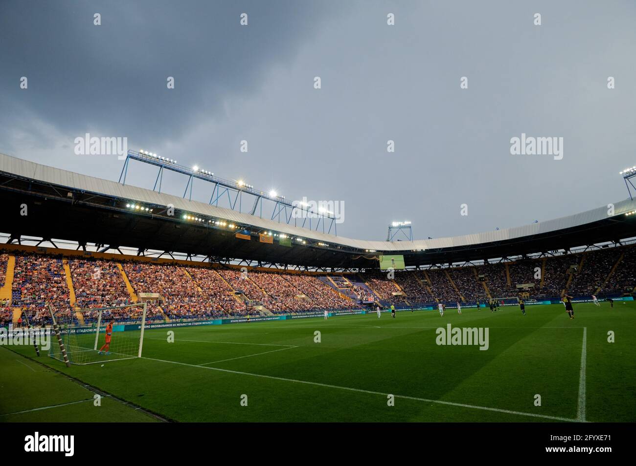 Kharkiv, Ucraina - 29 maggio 2021: La partita di calcio della PFL Ucraina FC Metal vs Krivbass Foto Stock