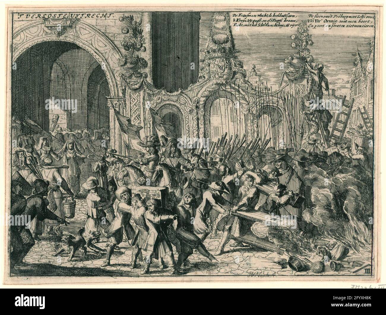La partenza dei francesi da Utrecht nel novembre 1673; 't redenti uytrecht; serie di cinque stampe sugli eventi avvenuti a Utrecht nel periodo 1672-74; Uytrechts cambia incidente negli anni 1672, 73 e 74. La partenza dei francesi da Utrecht il 23 novembre 1673. In primo piano tutti gli attributi cattolici che sono stati rimossi dal Dom sono bruciati. A sinistra, le donne con scope e mop nella chiesa per ripulirla di nuovo. Sullo sfondo, si stabilirono archi trionfati per il Principe d'Orange. In alto a destra due versetti tremanti in olandese. Terza stampa in una serie di fi Foto Stock