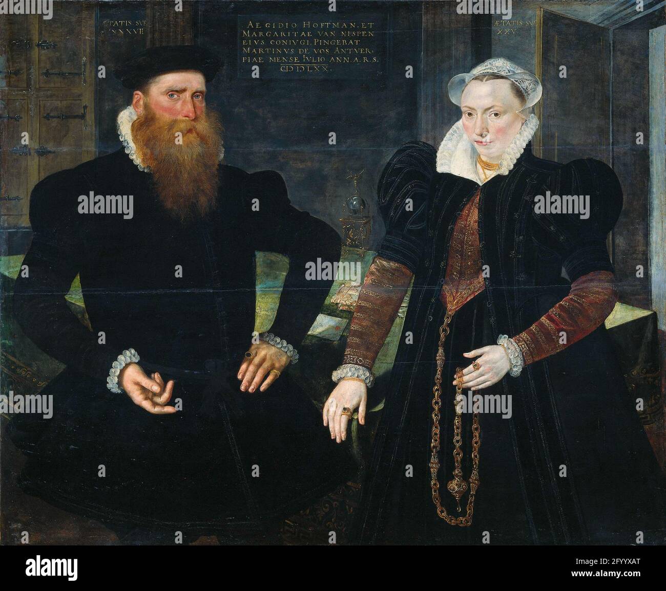 Ritratto di Gillis Hooftman, armatore, e sua moglie Margaretha van Nispen (Gilles van Eichelenberg, chiamato Hoffman). Ritratto dell'armatore Gillis Hooftman (1521-81) con la moglie Margaretha van Nispen (1545). Ginocchiera, entrambi in piedi in una stanza per un tavolo su cui giacciono un orologio, guanti e una lettera. Foto Stock