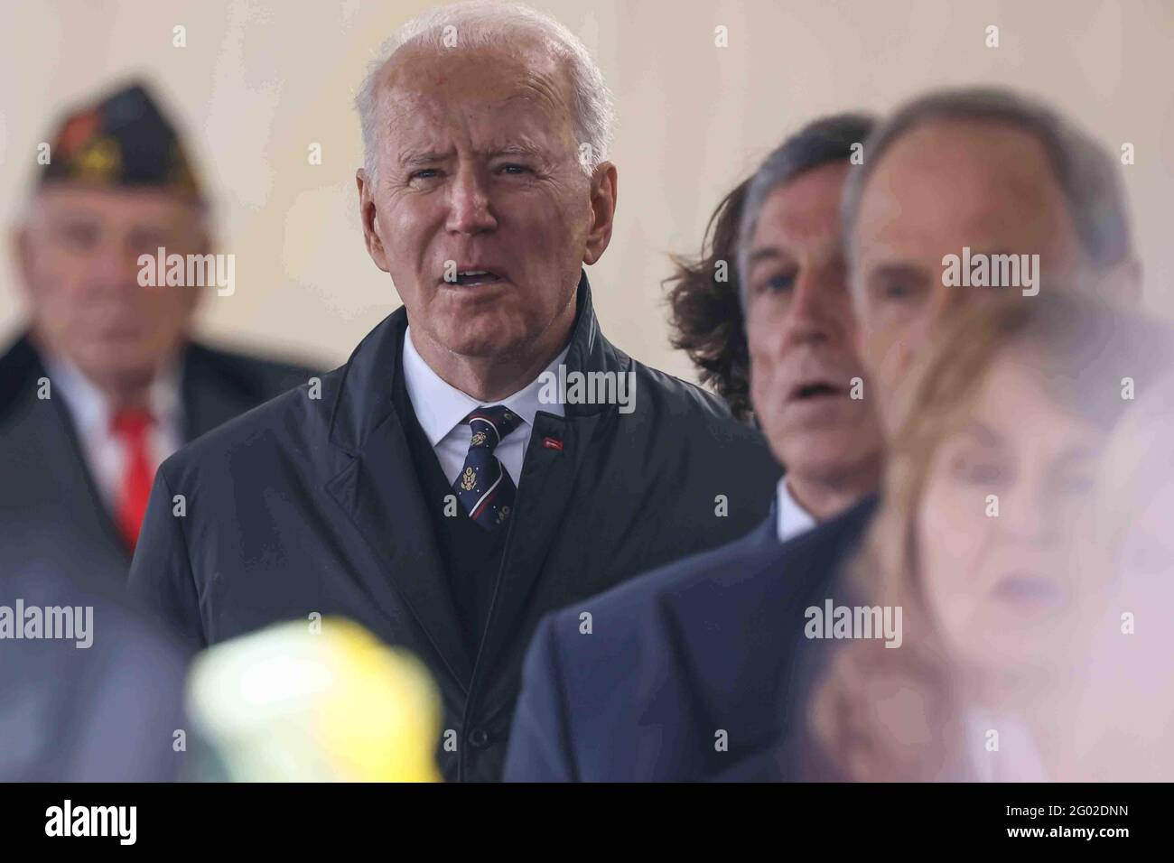 Il presidente degli Stati Uniti Joe Biden canta God Bless America durante una tradizionale cerimonia del Memorial Day, domenica 30 maggio 2021, al Veterans Memorial Park di New Castle, Delaware.Credit: Saquan Stimpson/CNP /MediaPunch Foto Stock