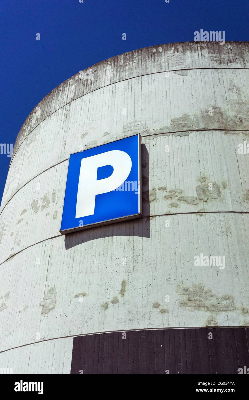 Parcheggio della città Foto Stock