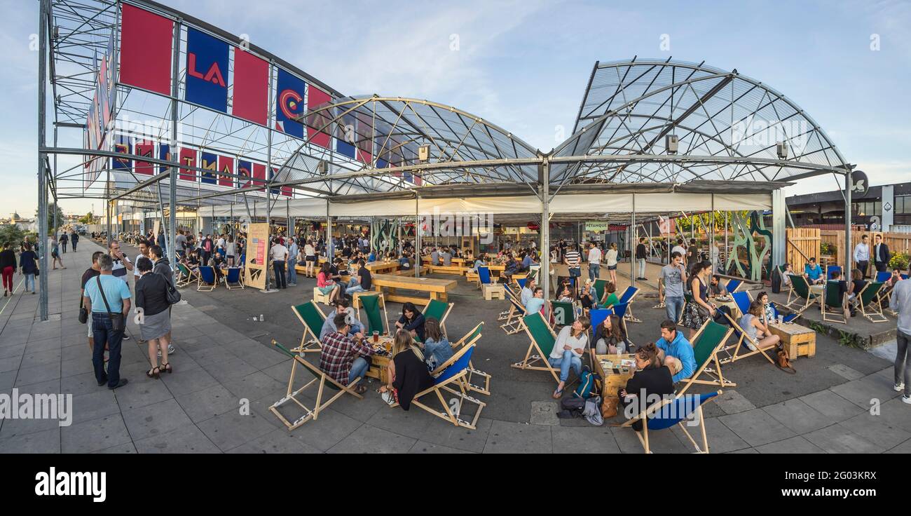 FRANCIA - LOIRE ATLANTIQUE (44) - NANTES - ILE DE NANTES: IL RISTORANTE LA CANTINE DU VOYAGE, SUL QUAI DES ANTILLE. Foto Stock