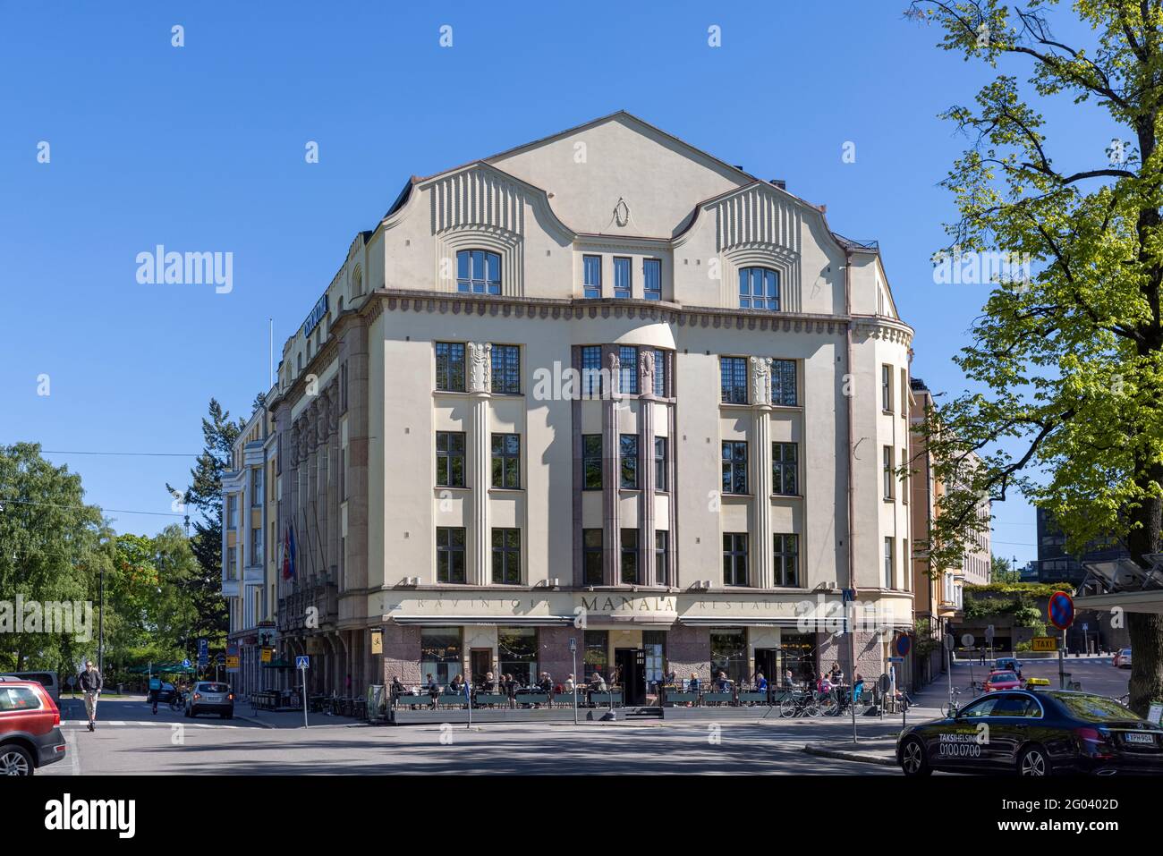 Gli edifici antichi della capitale finlandese, Helsinki, sono stati costruiti durante un lungo periodo di tempo. Ogni edificio mostra l'architettura popolare alla sua epoca. Foto Stock