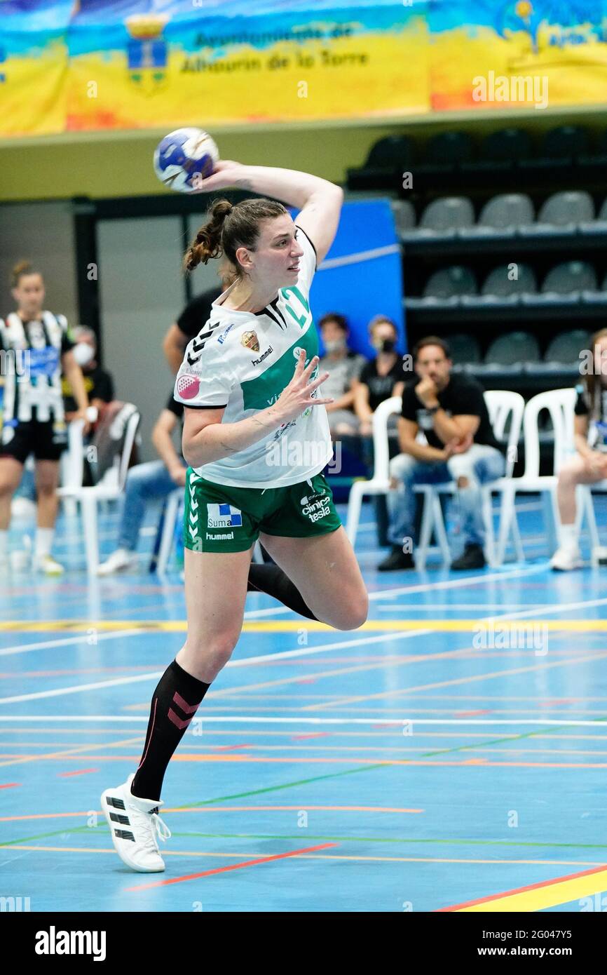 Gabriela Clausson in azione durante Rincon Fertilidad Malaga contro CBM Elche gioco di Liga Guerreras Iberdrola 2020/21 a Pabellon El Limon. (Punteggio finale: Rincon Fertilidad Malaga 25:26 CBM Elche). Foto Stock