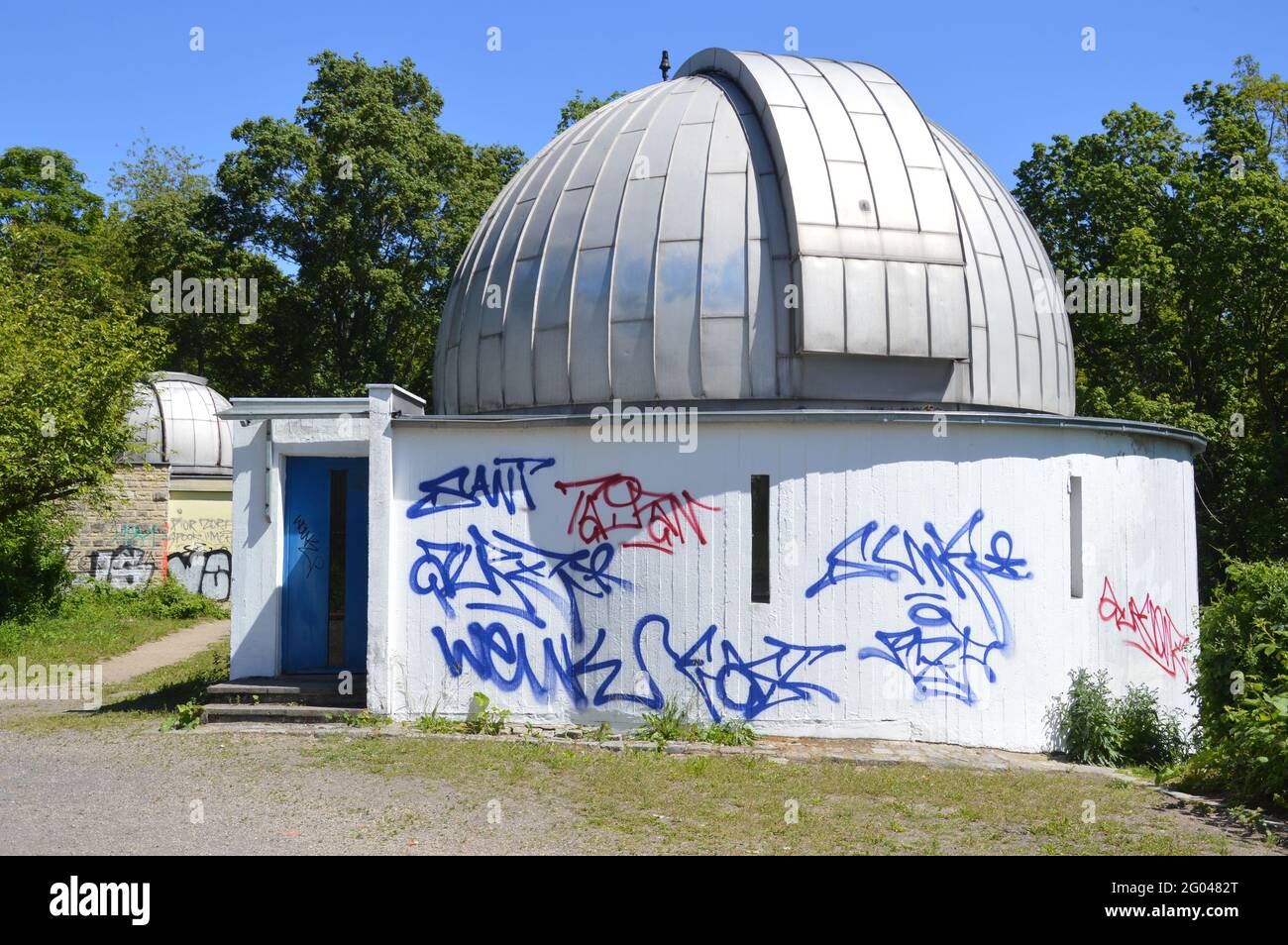Osservatorio pubblico sulla collina di Insulaner a Berlino, Germania - 31 maggio 2021. Foto Stock