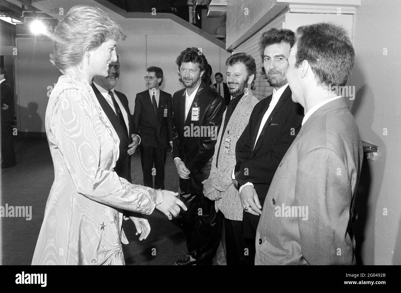 6.6.1988 la principessa del Galles incontra George Harrison, Ringo Starr e Eric Clapton all'evento di beneficenza della Principessa Trust. Foto Stock