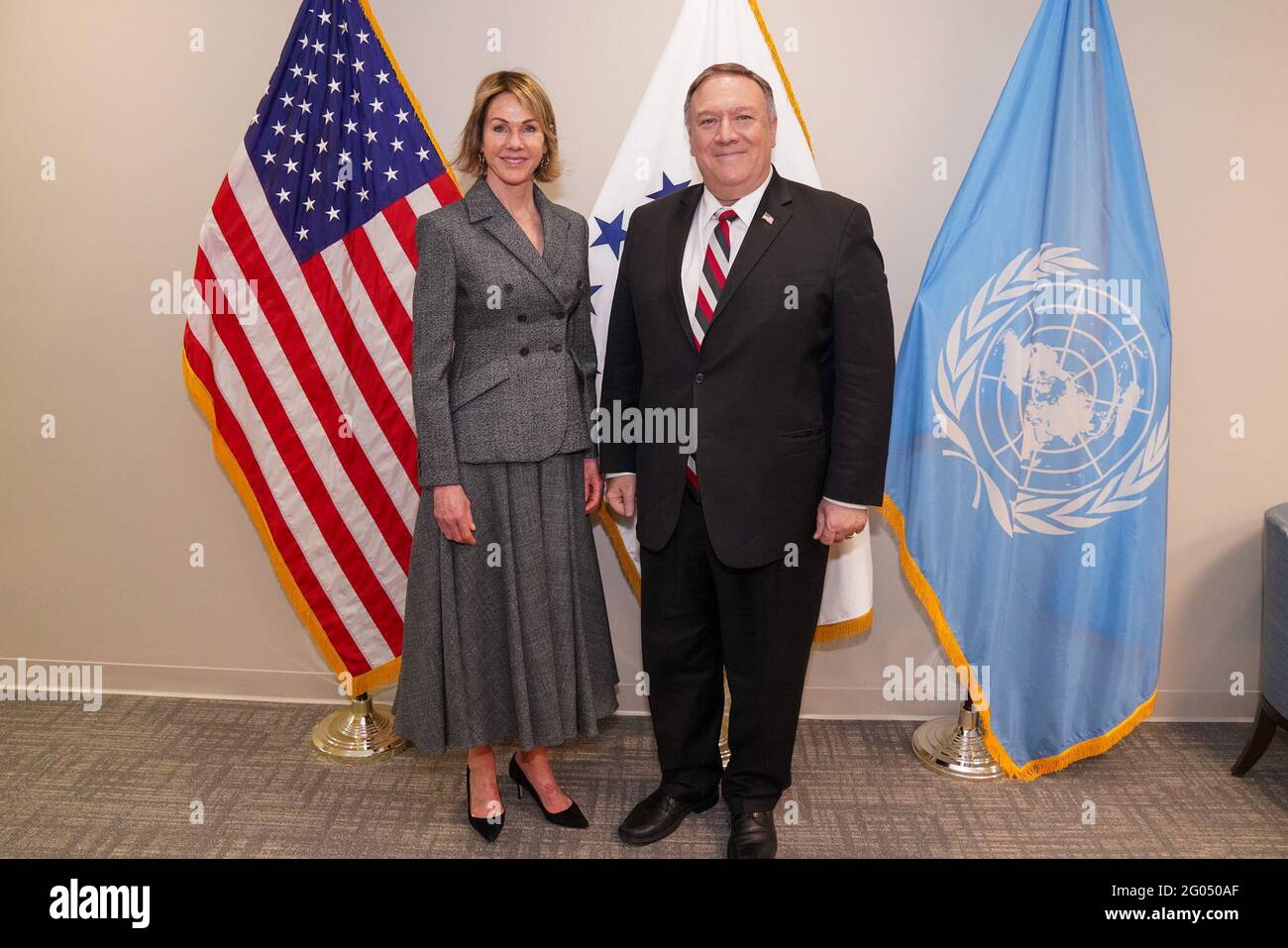 Il 6 marzo 2020 il Segretario di Stato Michael R. Pompeo incontra l'Ambasciatore degli Stati Uniti presso l'ONU Kelly Craft a New York, New York Foto Stock