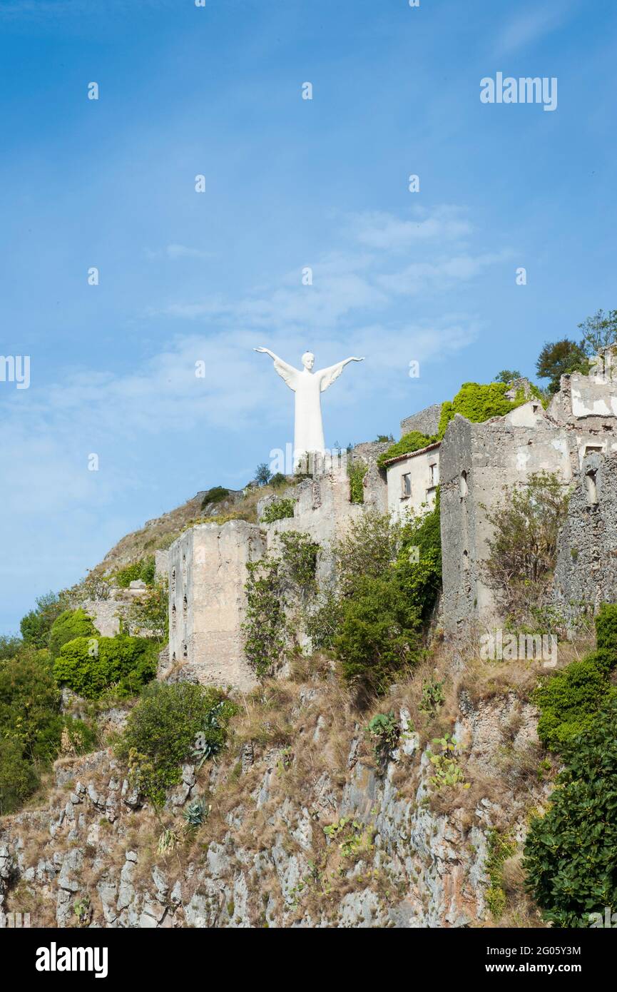 Statua del Cristo Redentore, statua del Cristo Redentore, Monte San Biagio, Maratea, Basilicata, Italia, Europa Foto Stock