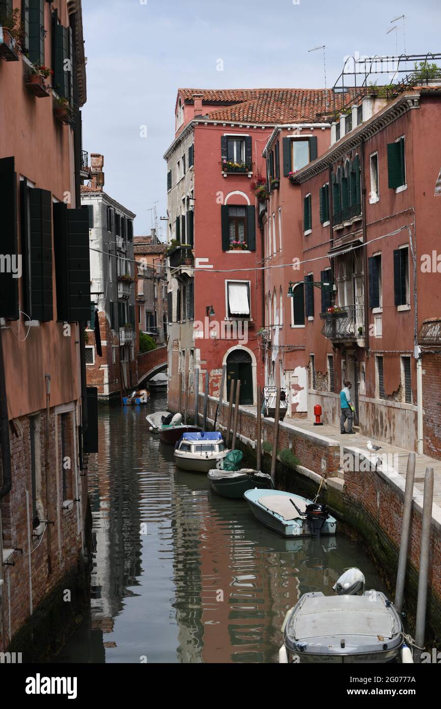 typische Häuserzeilen in Venedig Foto Stock