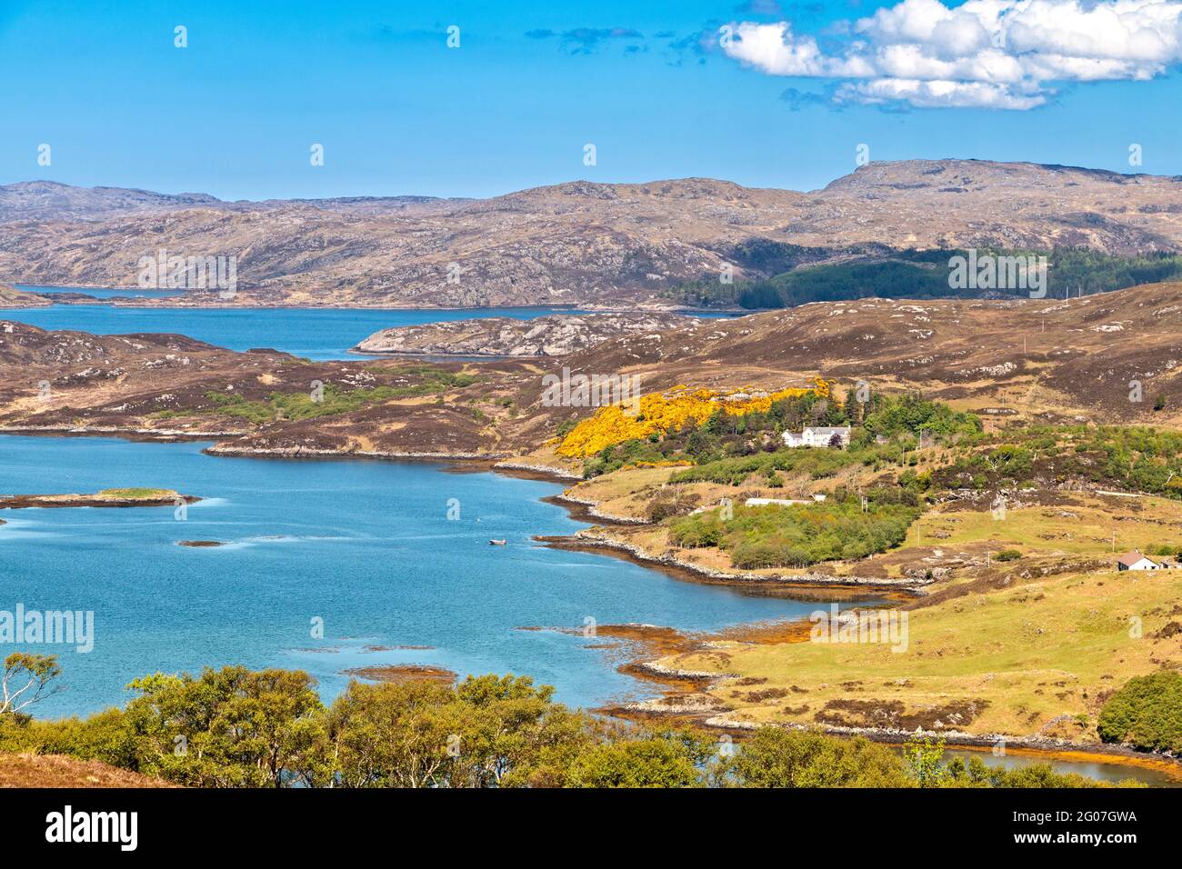 DRUMBEG SUTHERLAND SCOZIA VISTA DI LOCH ARDVAR DAL DRUMBEG A KYLESKU STRADA B869 Foto Stock
