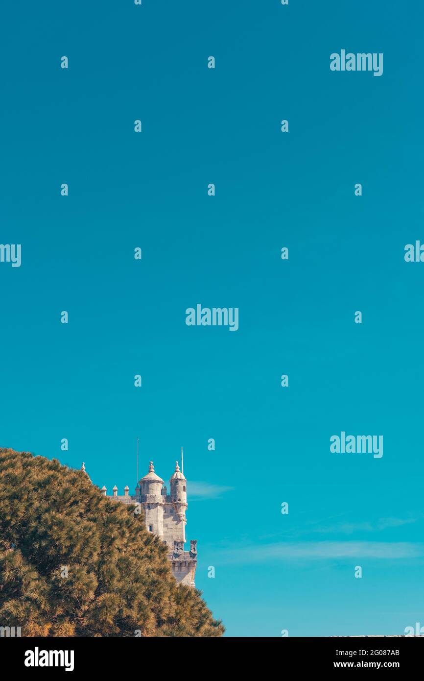 torre de belem in portogallo con fiume Foto Stock