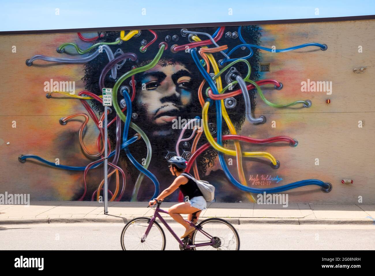 Un murale colorato lungo Lake Street, Minneapolis, Minnesota, Stati Uniti Foto Stock
