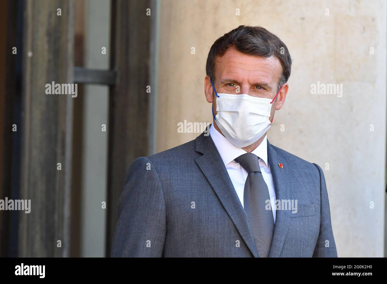 Parigi, Francia. 01 Giugno 2021. il presidente francese Emmanuel Macron, al Palais de l Elysee di Parigi, la Francia incontra il primo ministro libico Abdul Hamid Dbeibeh il 1° giugno 2021. (Foto di Lionel Urman/Sipa USA) Credit: Sipa USA/Alamy Live News Foto Stock
