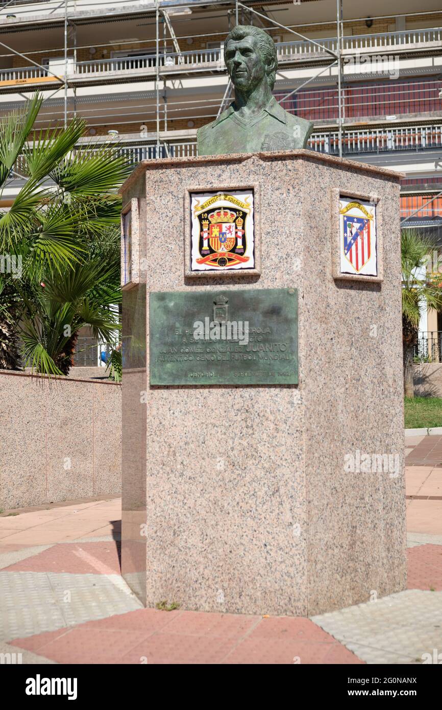 Monumento del calciatore spagnolo Juanito a Fuengirola, Malaga, Spagna. Foto Stock