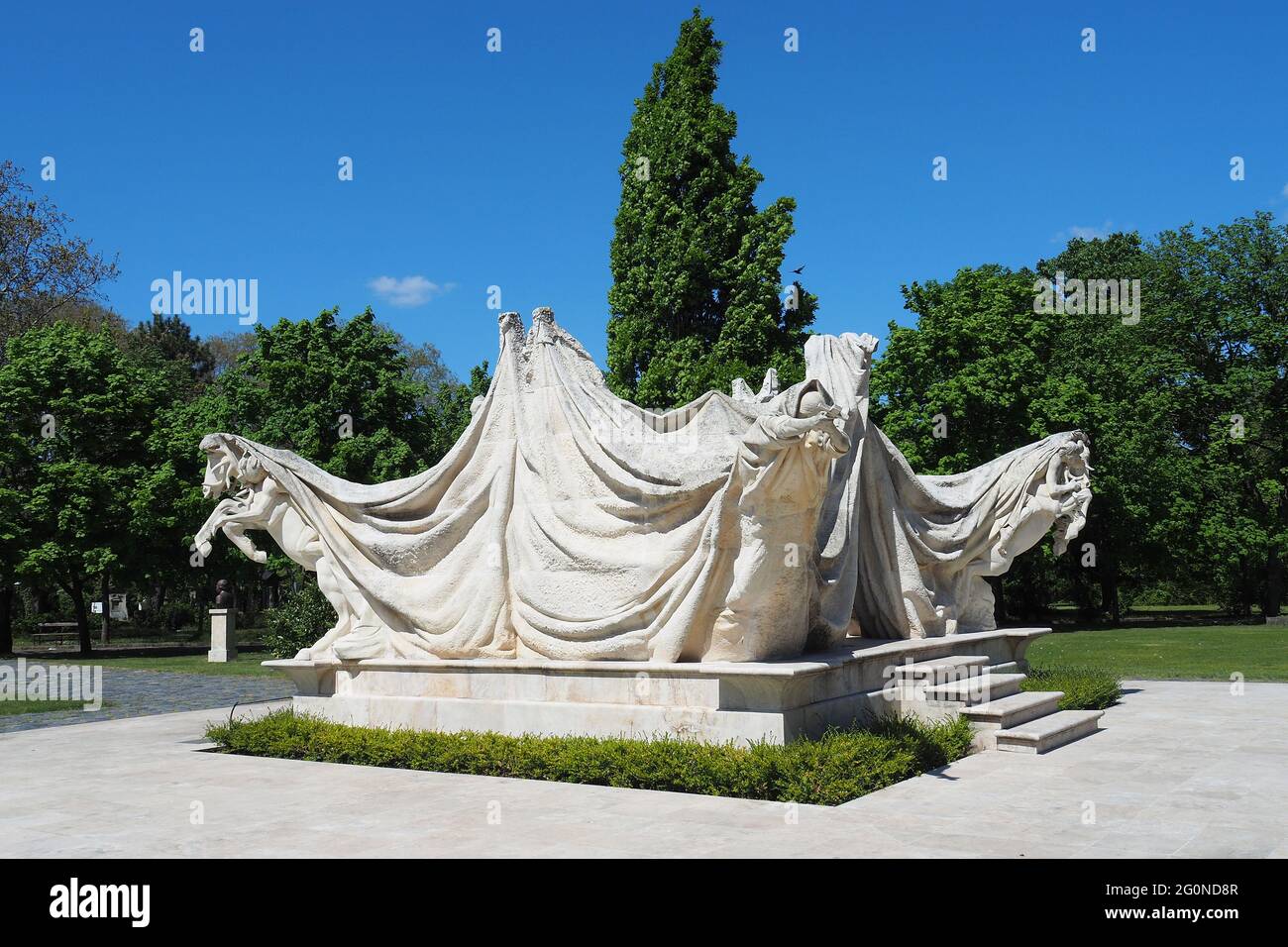 Tomba di József Antall (primo ministro, storico), Cimitero Kerepesi (cimitero nazionale della strada delle fiamme), 8° distretto, Budapest, Ungheria, Europa Foto Stock