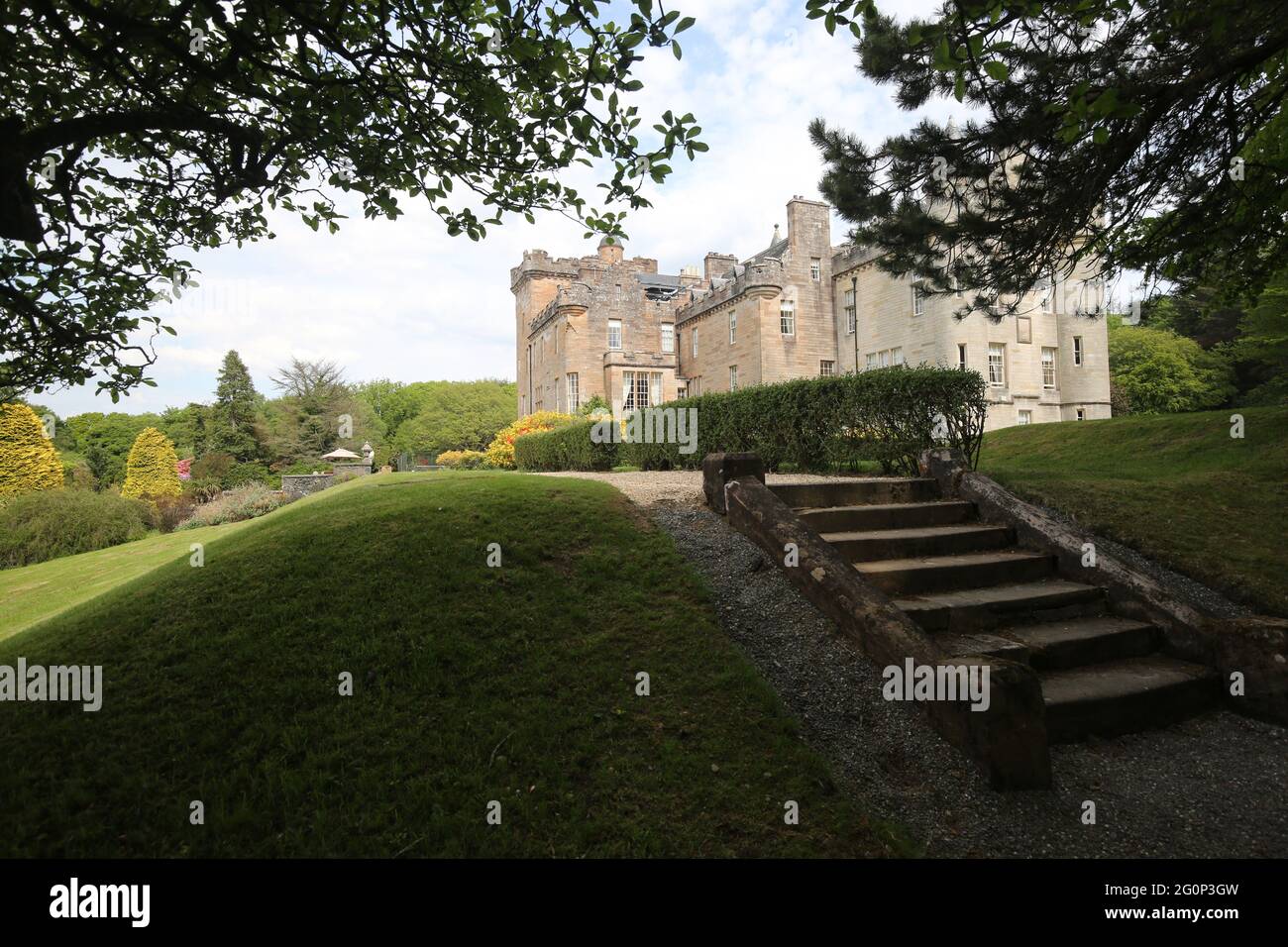 Glenapp Castle, Ballantrae, Girvan KA26 0NZ, Scozia, Regno Unito. Hotel 5 Stelle Luxury Castle, Ayrshire, Scozia Sud Ovest. I giardini terrazzati Foto Stock