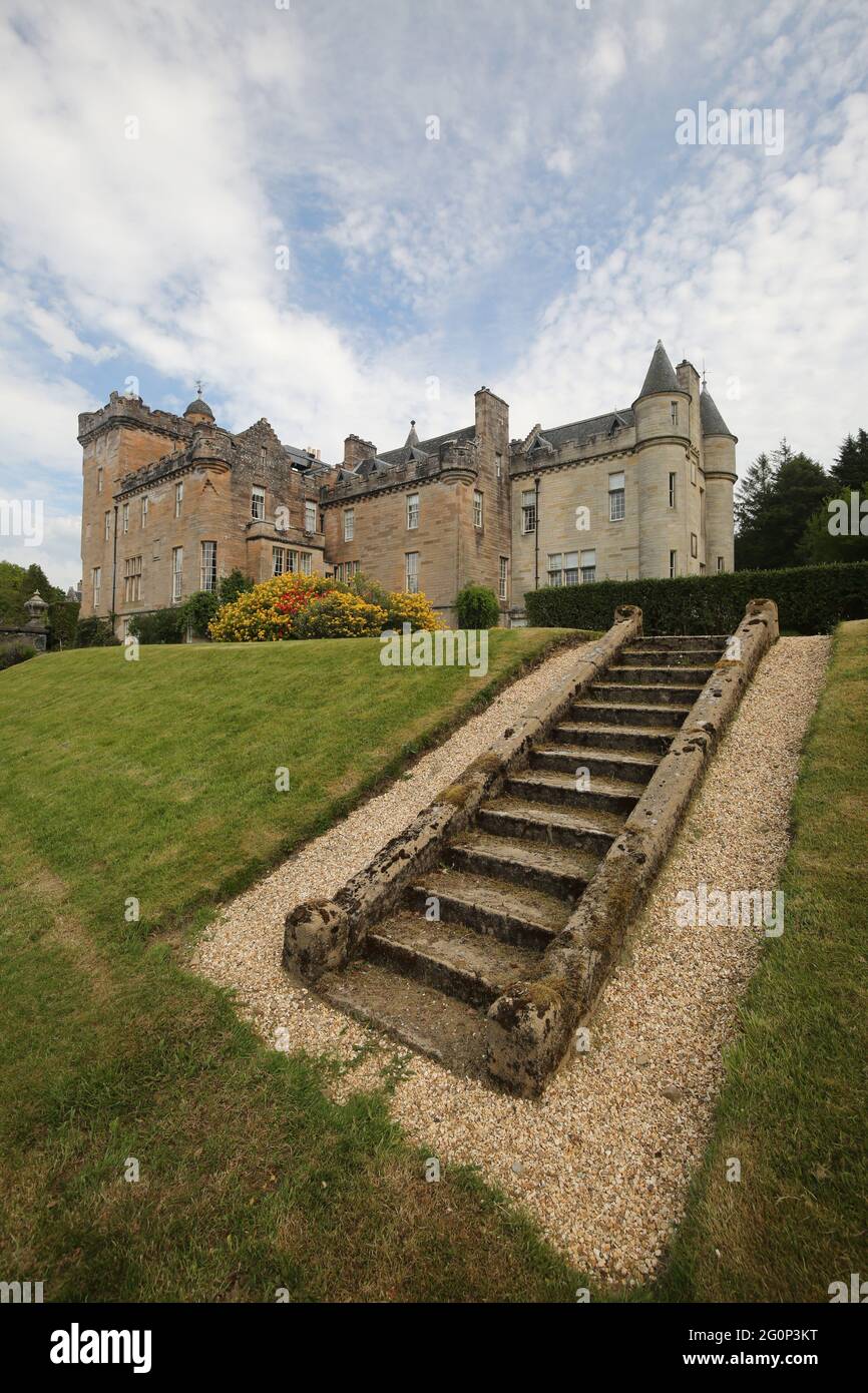 Glenapp Castle, Ballantrae, Girvan KA26 0NZ, Scozia, Regno Unito. Hotel 5 Stelle Luxury Castle, Ayrshire, Scozia Sud Ovest. I giardini terrazzati Foto Stock