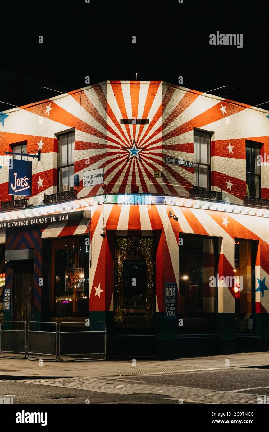 Pub di mezzanotte Foto Stock