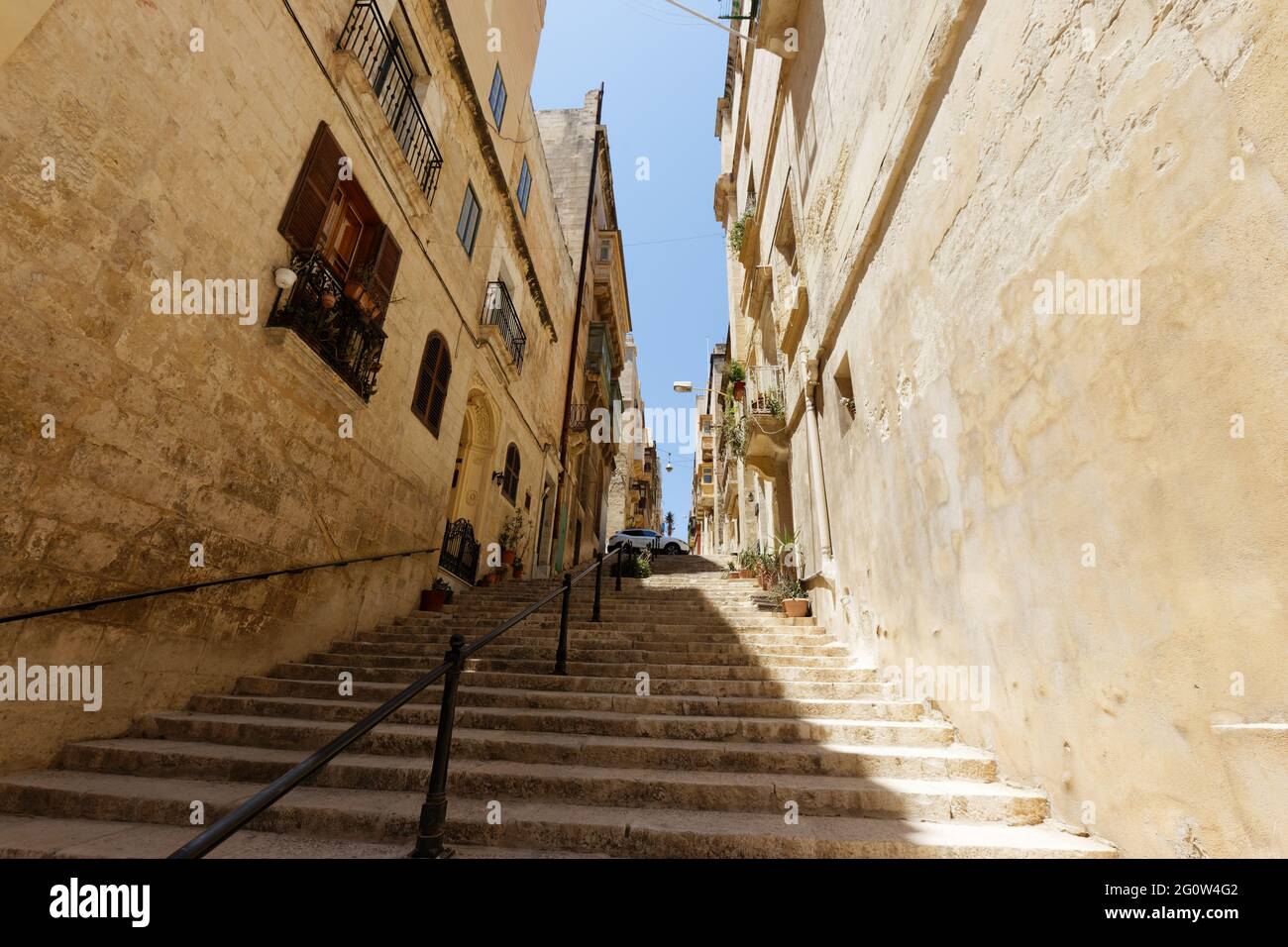 Via del Teatro - il-Belt Valletta Foto Stock
