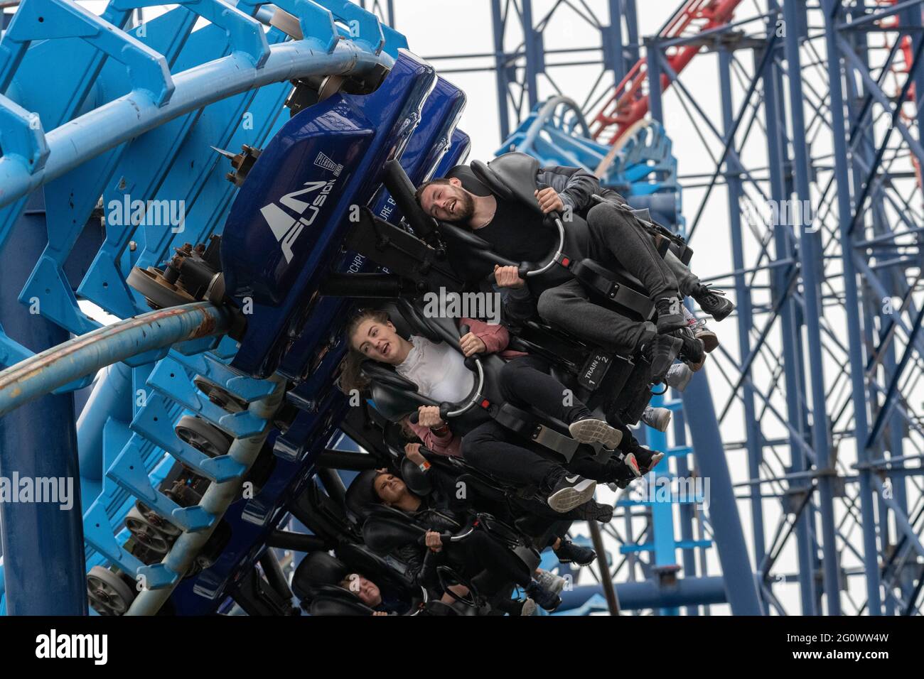 Infusione Rollercoaster Blackpool Pleasure Beach Foto Stock
