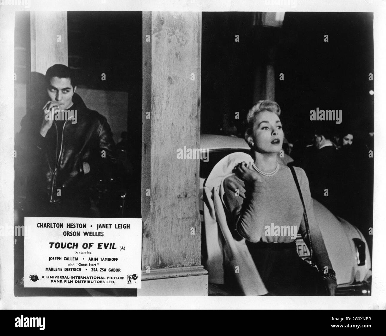 VALENTIN de VARGAS e JANET LEIGH IN TOCCO DEL MALVAGIO 1958 regista / sceneggiatura ORSON WELLES basato sul romanzo Badge of Evil di Whit Masterson musica Henry Mancini Universal International Pictures (UI) Foto Stock