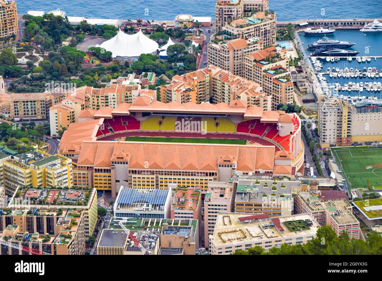 Stade Louis II COME Monaco FC stadio vista aerea, Fontvieille, Monaco Foto  stock - Alamy