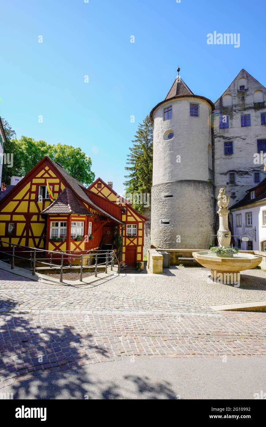 La città vecchia di Meersburg e il castello di Meersburg vicino al lago di Costanza (Bodensee), Baden-Wuerttemberg, Germania. Foto Stock
