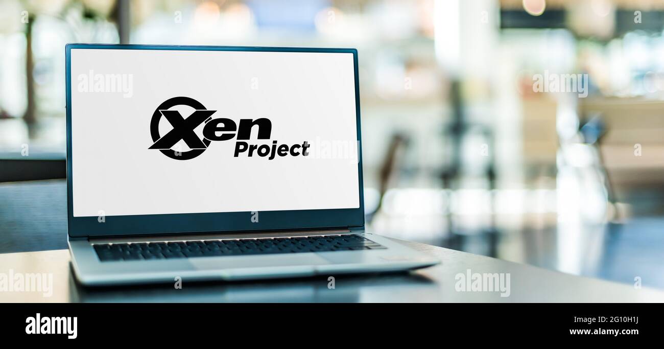 POZNAN, POL - 1 MAGGIO 2021: Laptop con logo di Xen, un hypervisor di tipo 1, che fornisce servizi che consentono a più sistemi operativi di computer di es Foto Stock