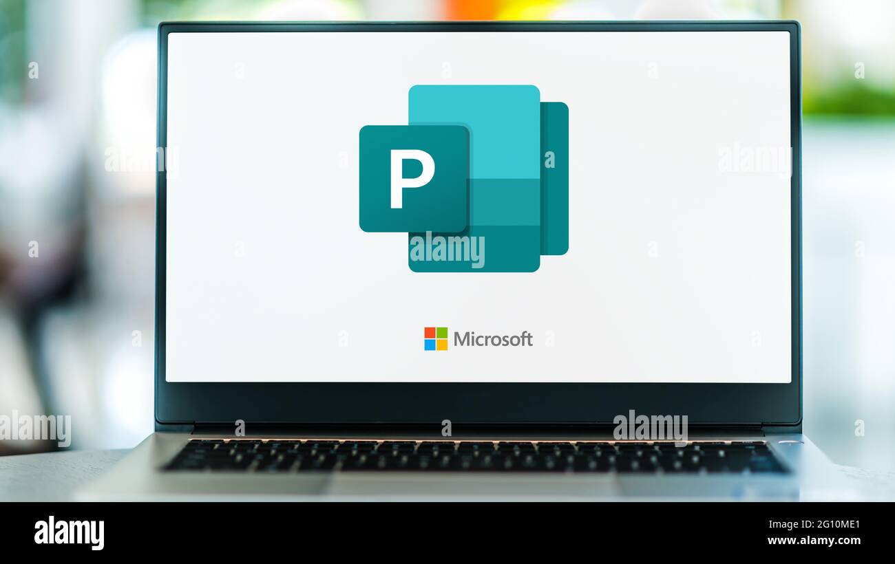 POZNAN, POL - 1 MAGGIO 2021: Computer portatile che visualizza il logo di Microsoft Publisher, un'applicazione di desktop publishing, parte del software della famiglia Office Foto Stock