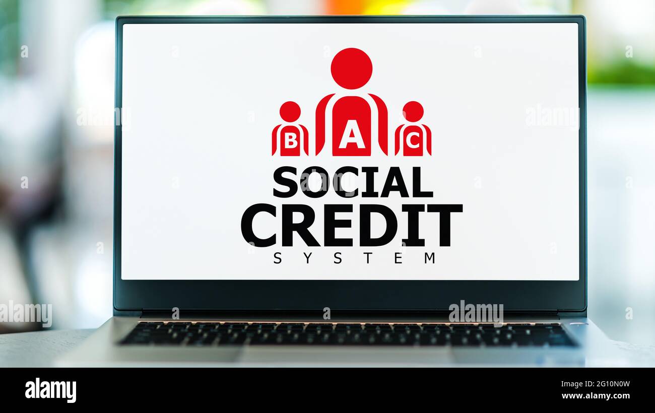 Computer portatile che mostra il segno del sistema di credito sociale Foto Stock