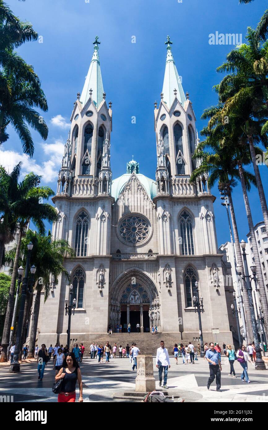 SAN PAOLO, BRASILE - 3 FEBBRAIO 2015: Cattedrale da se a San Paolo, Brasile Foto Stock