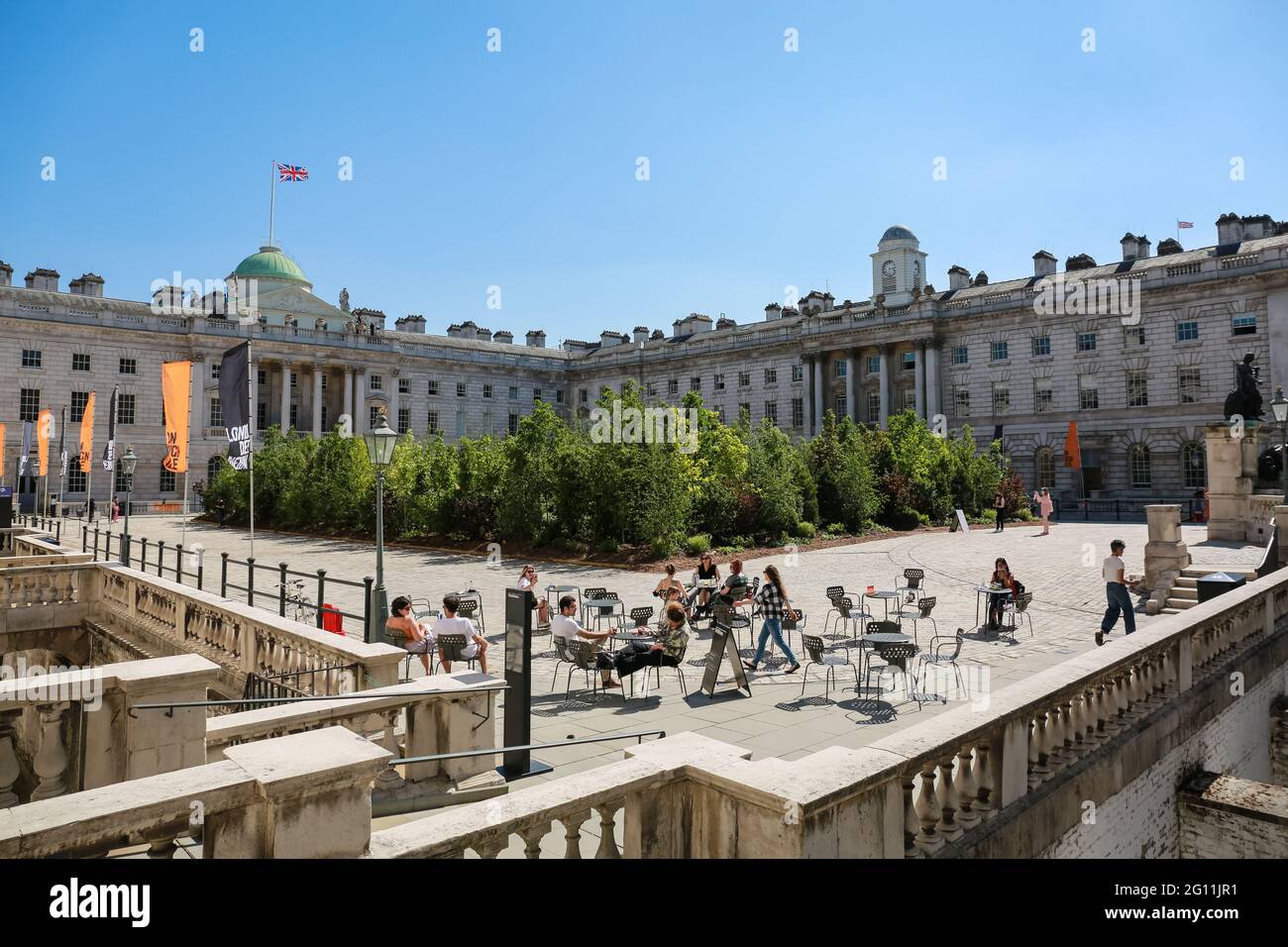 Londra, Regno Unito. 01 giu 2021. Installazione artistica Forest for Change di es Devlin alla London Design Biennale 2021 a Somerset House. Credito: Waldemar Sikora Foto Stock