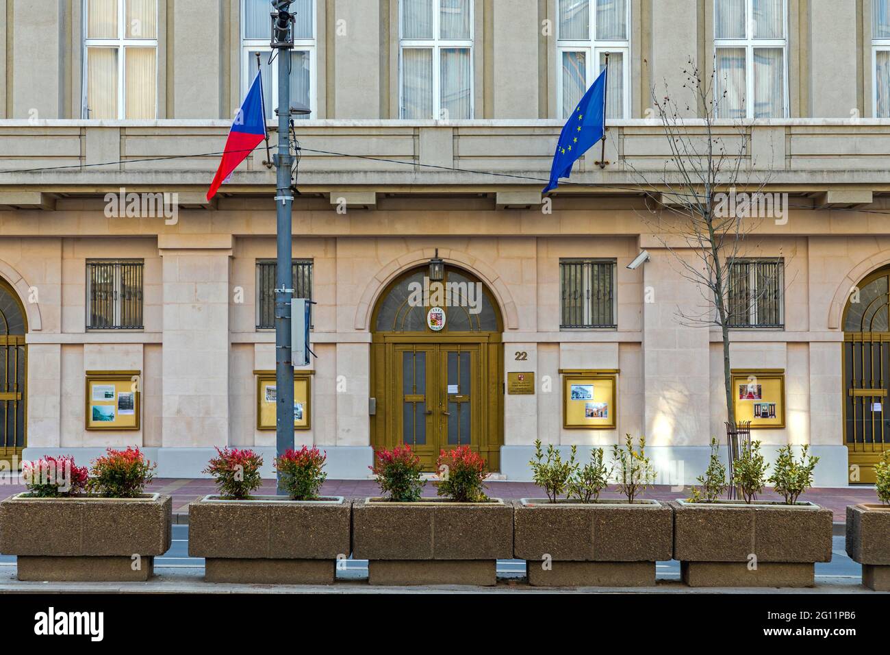 Belgrado, Serbia - 14 febbraio 2021: Edificio dell'Ambasciata della Repubblica Ceca a Belgrado, Serbia. Foto Stock