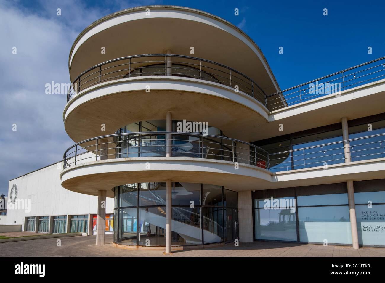 De la Warr Pavillion, in stile internazionale, o Art Deco moderne, 1935 edificio a Bexhill, Sussex, Regno Unito progettato da Erich Mendelsohn e Serge Chermayeff Foto Stock