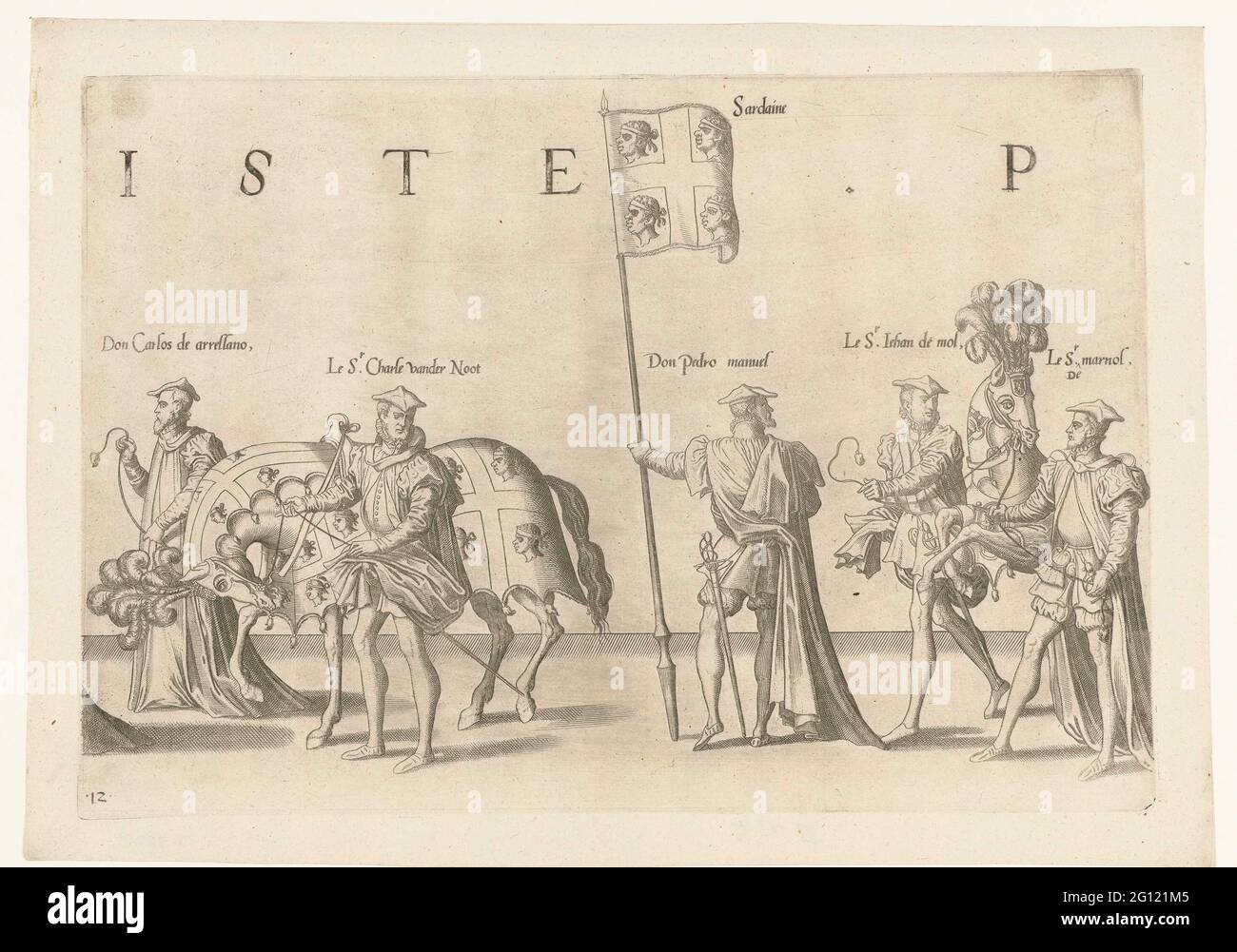 Parte della processione, n. 12; processione funebre dell'imperatore Carlo V, 1558. Cinque partecipanti alla sfilata, cavalli e video con lo stemma della Sardegna. Parte della stampante della processione funebre dell'imperatore Carlo V il 29 dicembre 1558 a Bruxelles. Foto Stock