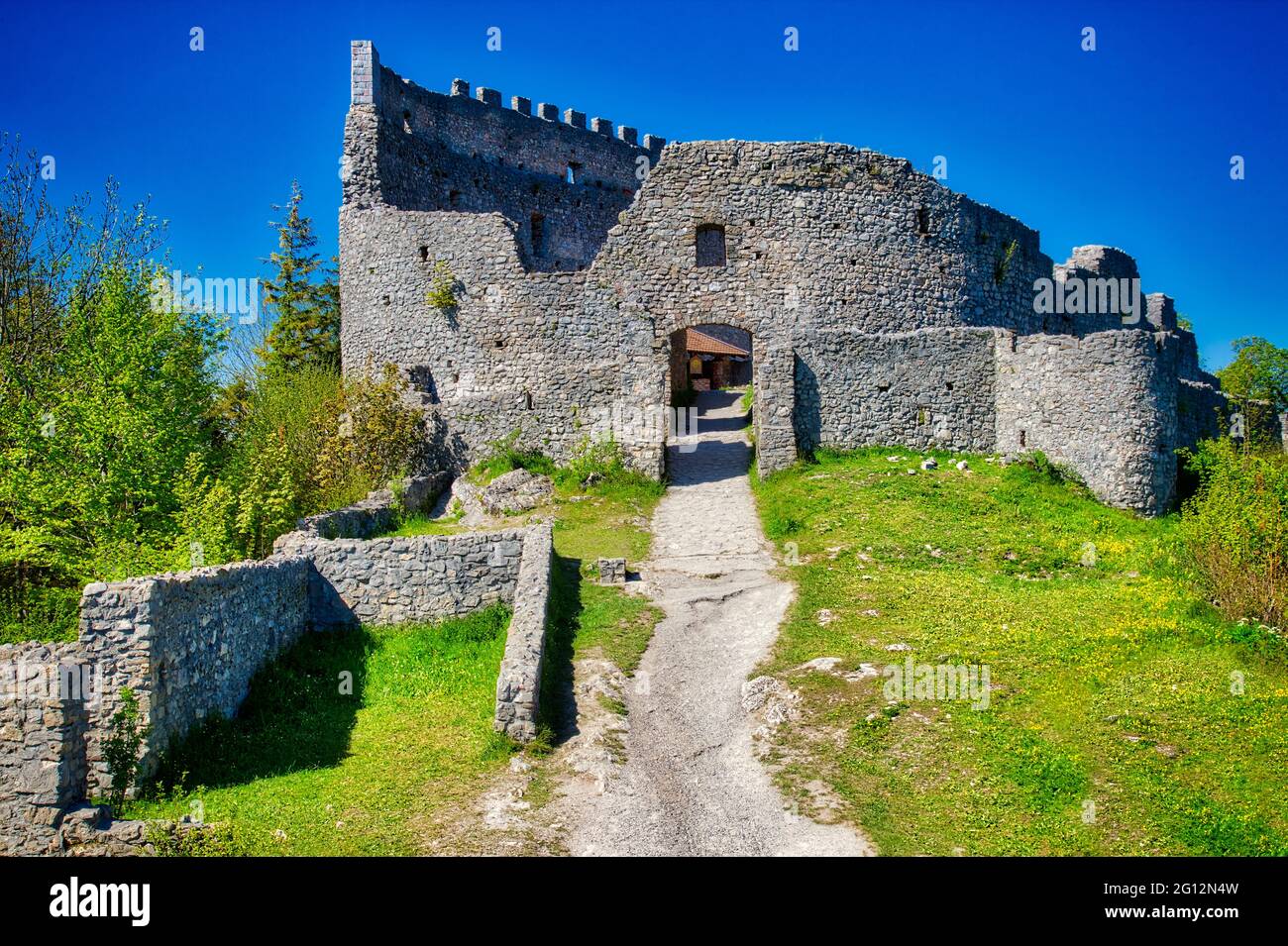 DE - BAVARIA/SVEVIA: Castello di Eisenberg vicino a Pfronten, Oberallgau Foto Stock