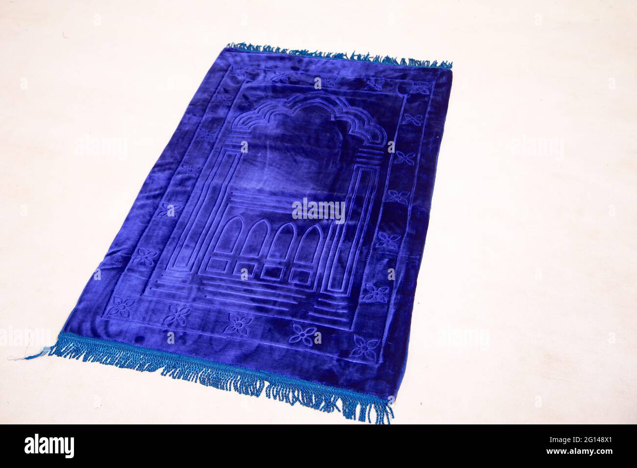 My First Prayer Mat TAKVA - Tappetino Per Preghiera Per Bambini - Colore Rosa Con Inserti Morbidi E Lavabile