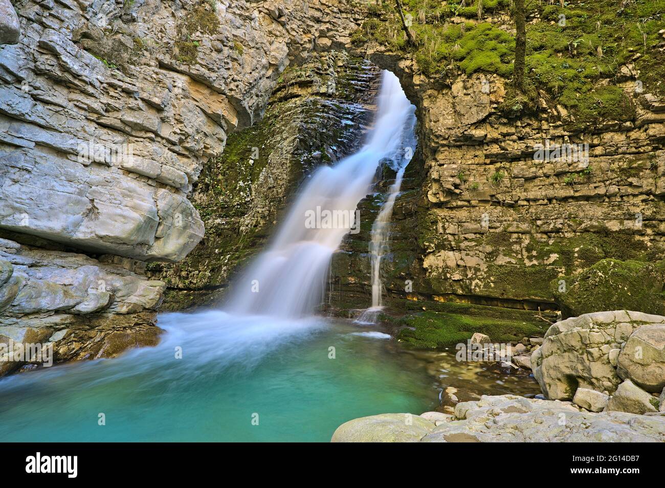 Cascate di Ujevara e Peshtures vicino al villaggio di Progonat Foto Stock