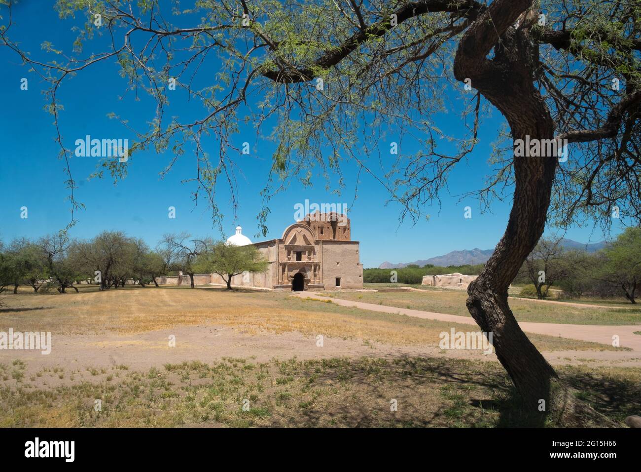 Chiesa della Missione al Parco storico Nazionale di Tumacácori, Arizona, USA Foto Stock