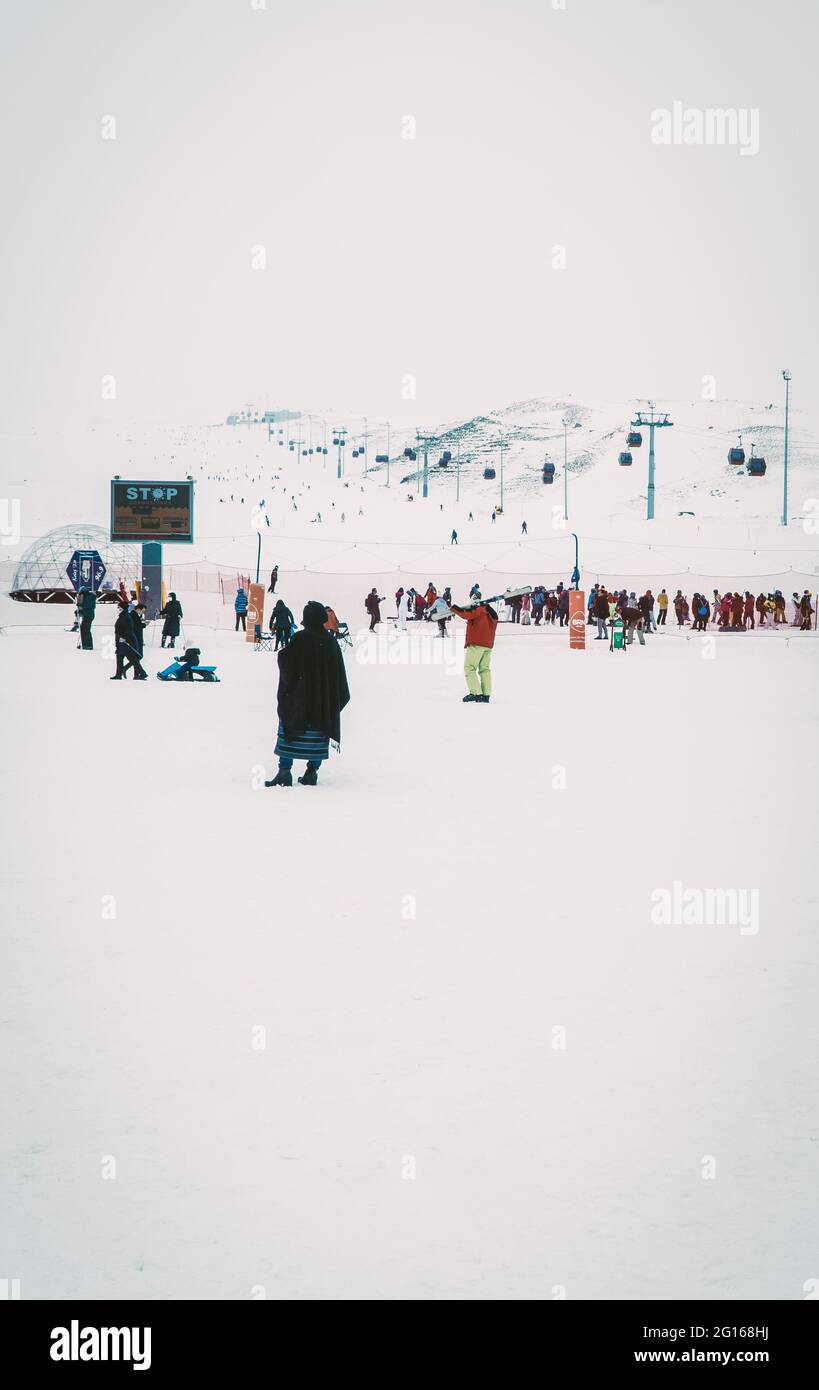 Sciatori nella stazione sciistica di Erciyes - Anatolia Centrale, Turchia Foto Stock