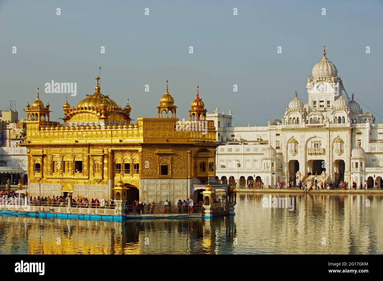 India, Penjab, Amritsar, Harmandir Sahib (Tempio d'oro), centro spirituale e culturale della religione Sikh Foto Stock
