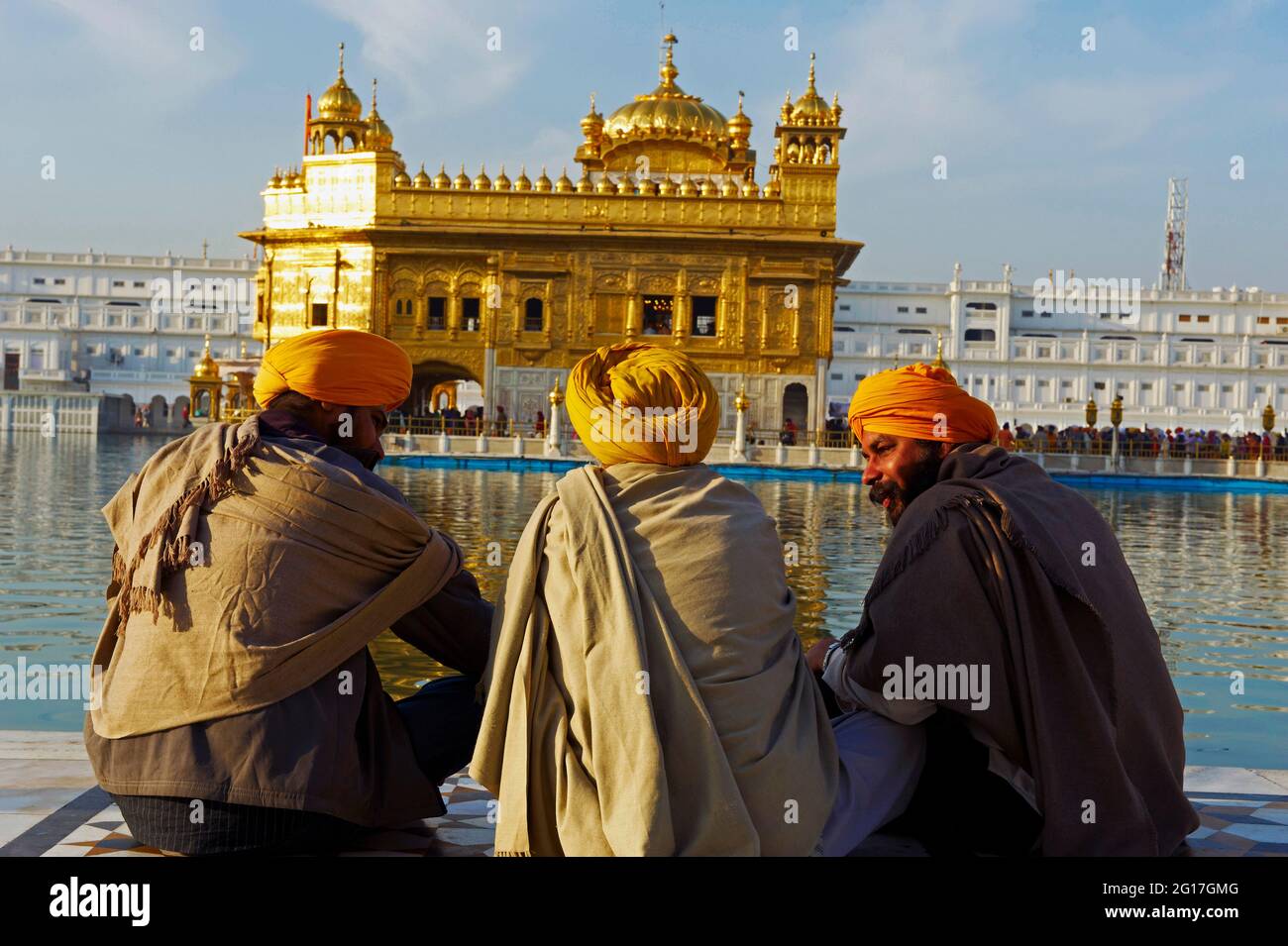 India, Penjab, Amritsar, Harmandir Sahib (Tempio d'oro), centro spirituale e culturale della religione Sikh Foto Stock