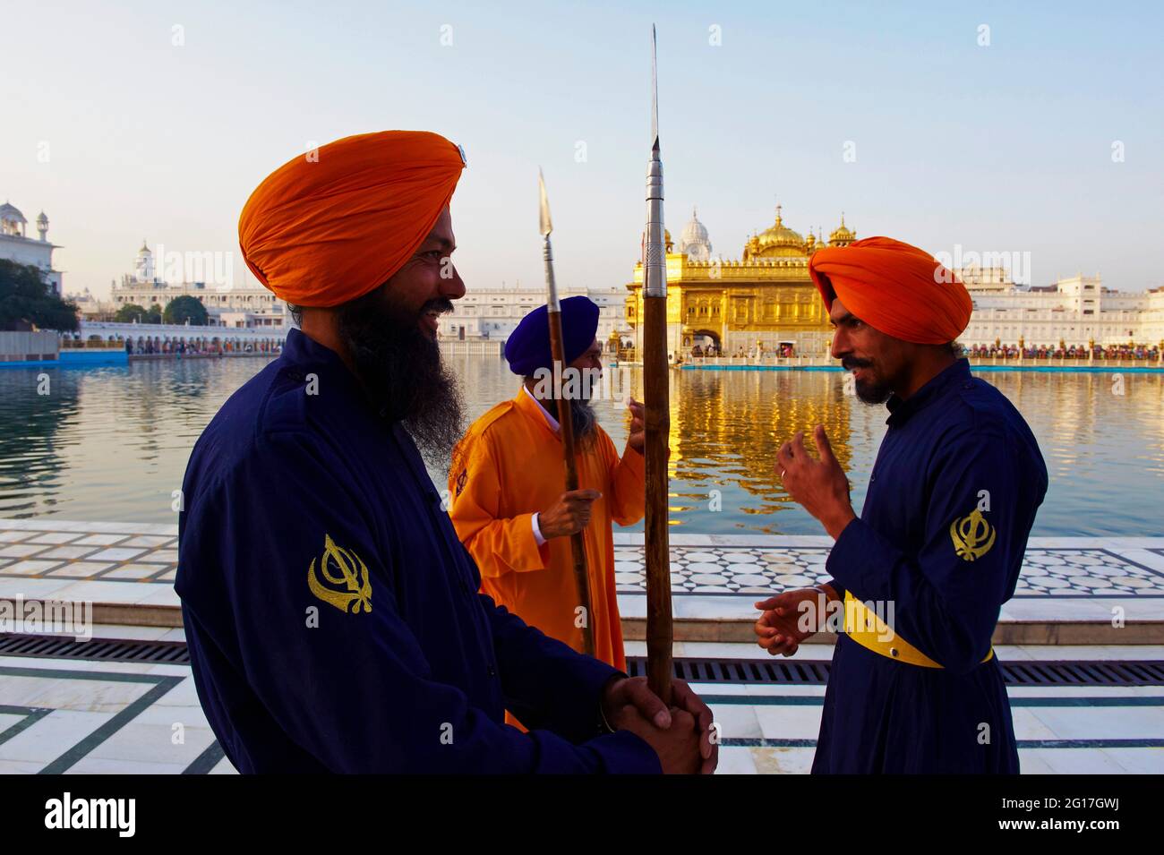 India, Penjab, Amritsar, Harmandir Sahib (Tempio d'oro), centro spirituale e culturale della religione Sikh Foto Stock