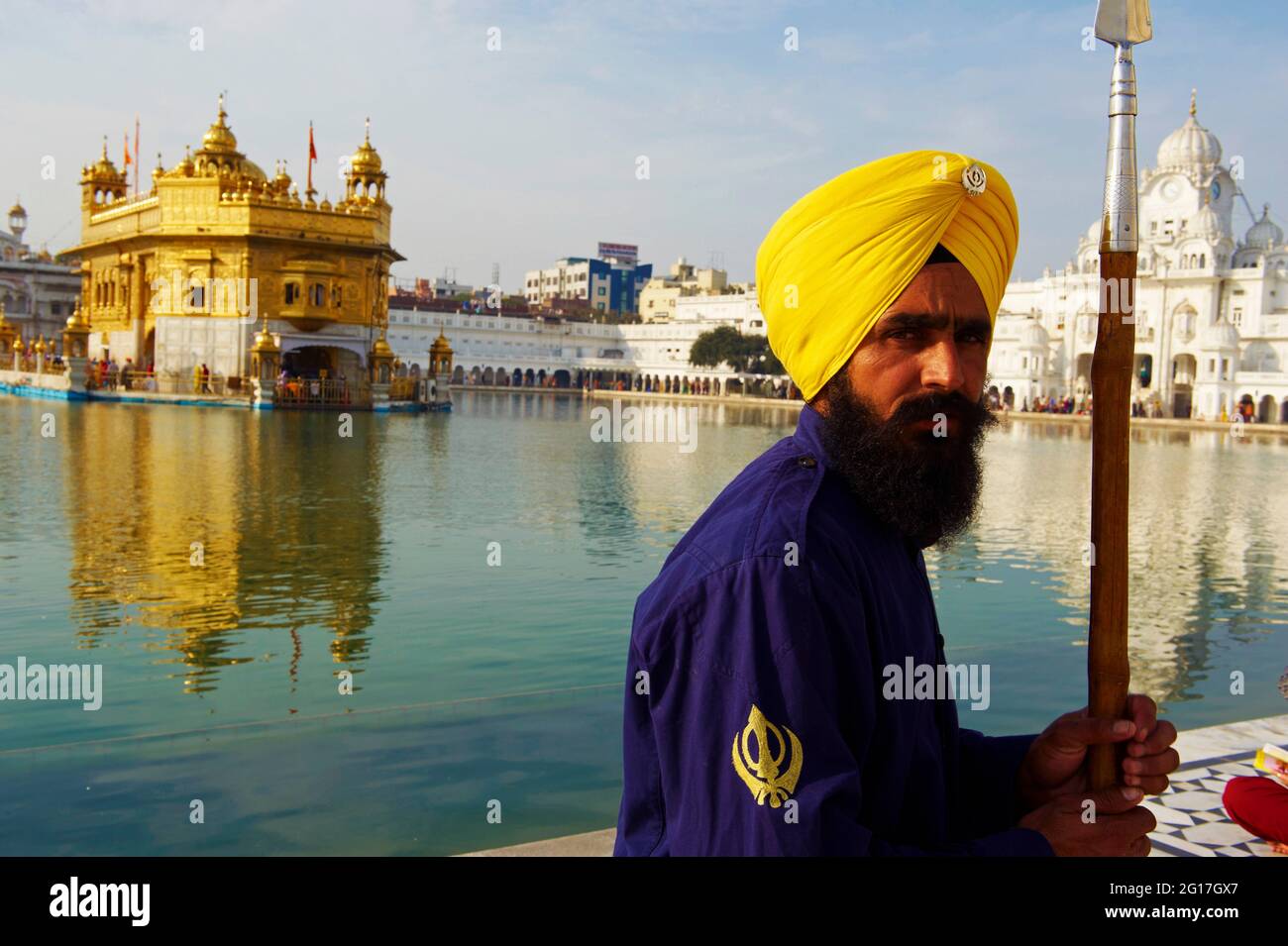 India, Penjab, Amritsar, Harmandir Sahib (Tempio d'oro), centro spirituale e culturale della religione Sikh Foto Stock