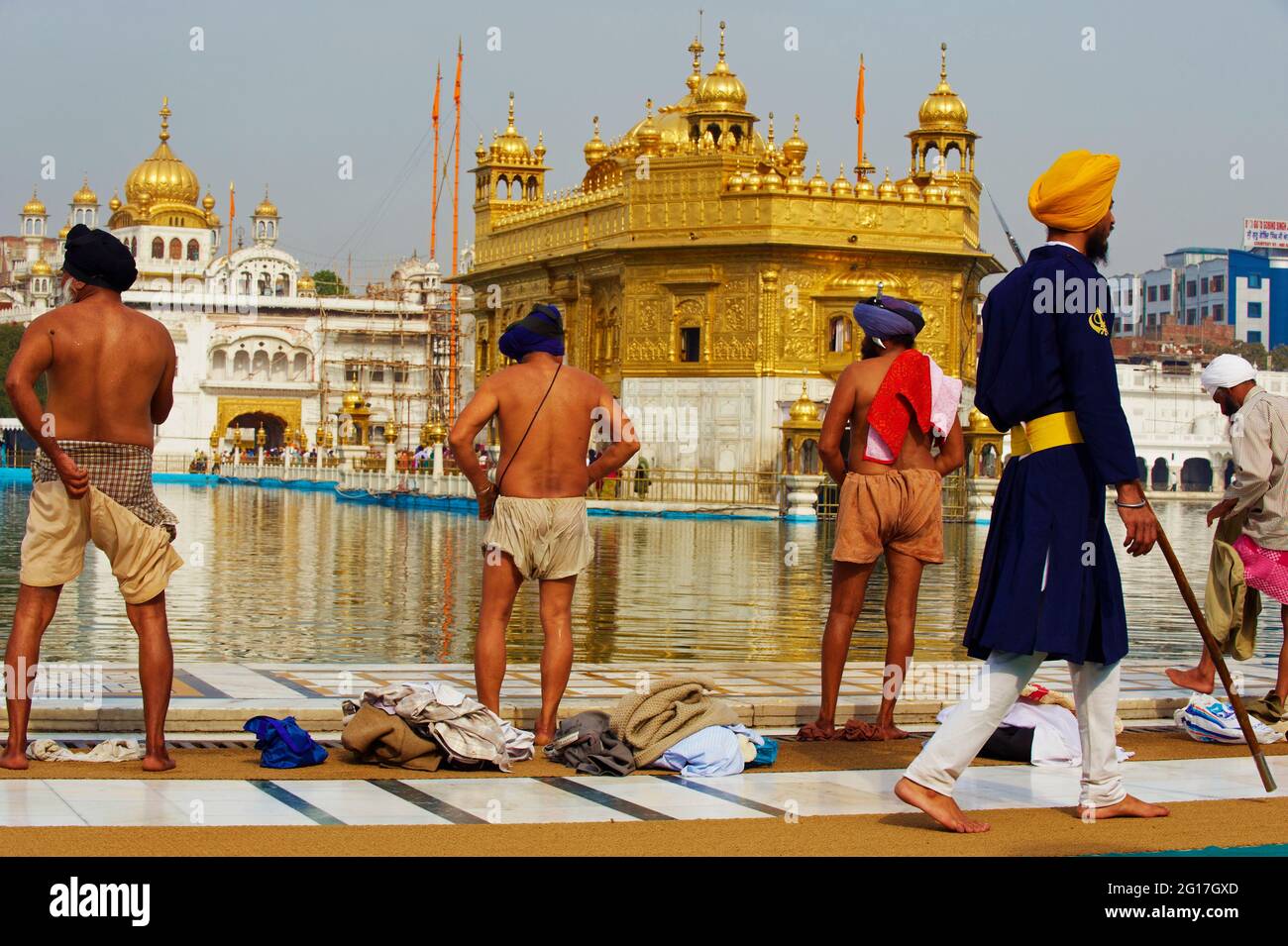 India, Penjab, Amritsar, Harmandir Sahib (Tempio d'oro), centro spirituale e culturale della religione Sikh Foto Stock