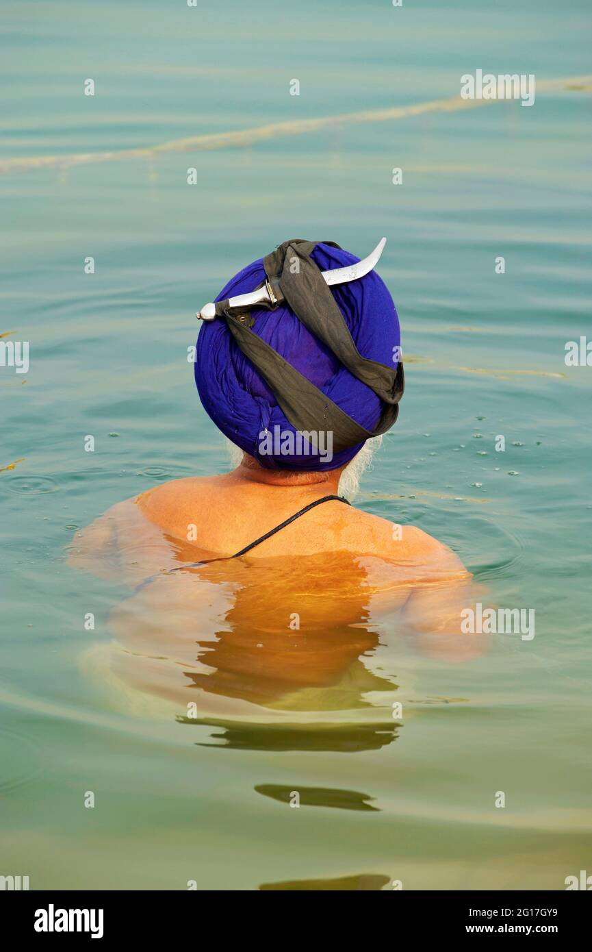 India, Penjab, Amritsar, Harmandir Sahib (Tempio d'oro), centro spirituale e culturale della religione Sikh Foto Stock