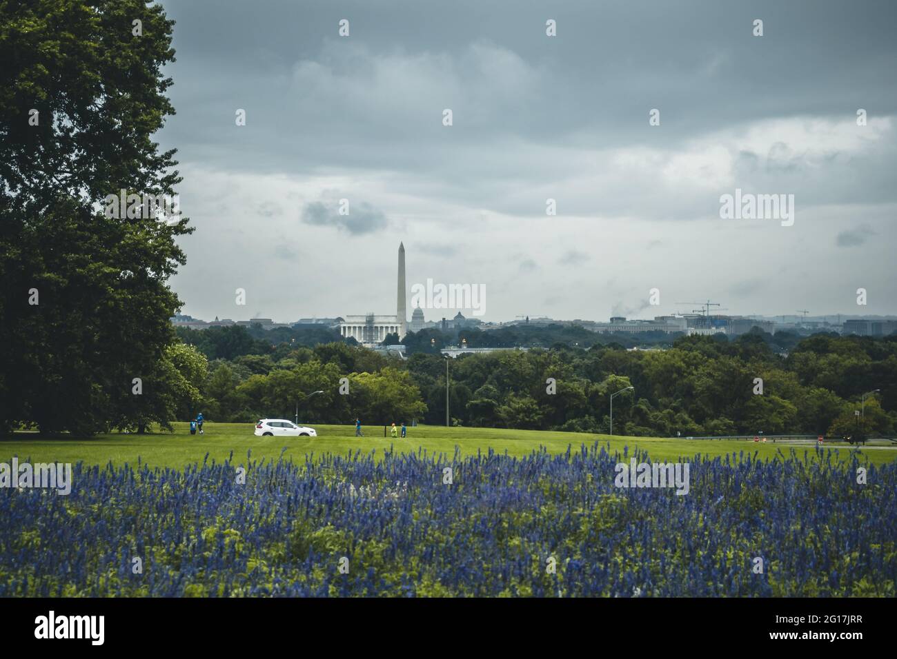 Una splendida vista su Washington D.C. da Arlington, Virginia, in una giornata piovosa Foto Stock
