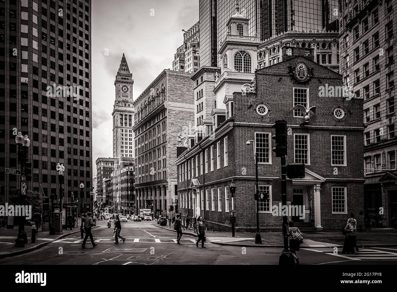 Immagine in bianco e nero di Court Street e Old state House a Boston Foto Stock